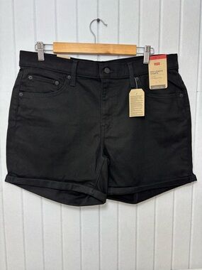 Levi's Black Mid-Length Cuffed Women's Shorts size 33